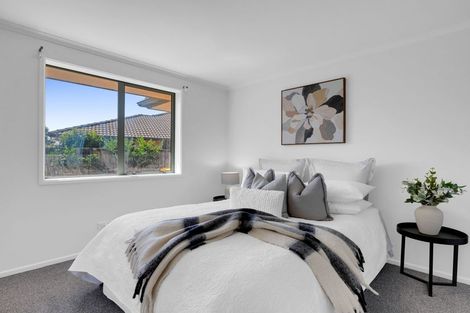 Photo of property in 5 Locksley Lane, Hamilton East, Hamilton, 3216