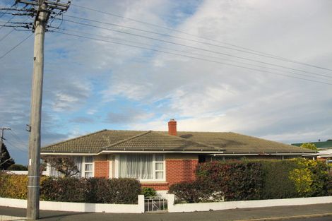 Photo of property in 2 English Avenue, Kenmure, Dunedin, 9011