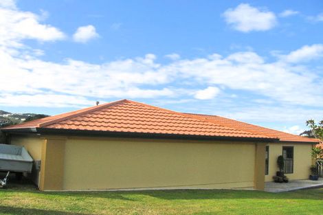 Photo of property in 84 Allington Road, Karori, Wellington, 6012