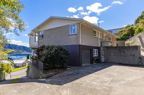 Photo of property in 29 Seaview Crescent, Picton, 7220