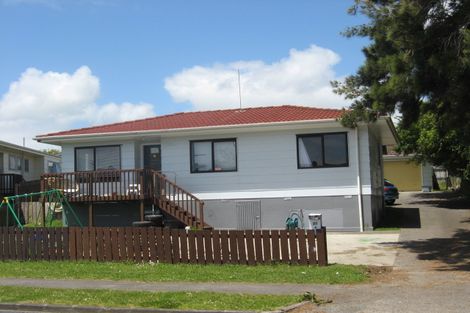 Photo of property in 27 Maplesden Drive, Clendon Park, Auckland, 2103