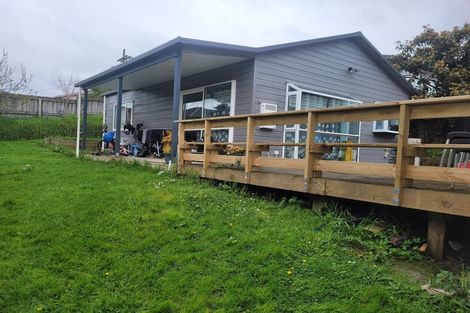 Photo of property in 5 Rickards Place, New Lynn, Auckland, 0600