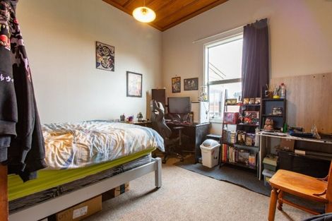 Photo of property in 13 Seddon Street, Dannevirke, 4930