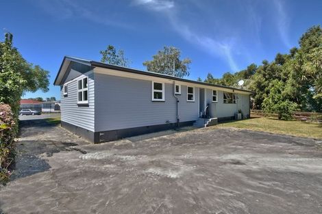 Photo of property in 1 Normandy Place, Henderson, Auckland, 0610