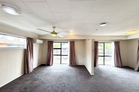 Photo of property in 47 Sturges Road, Henderson, Auckland, 0612