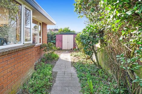 Photo of property in 2/170c Yaldhurst Road, Sockburn, Christchurch, 8042