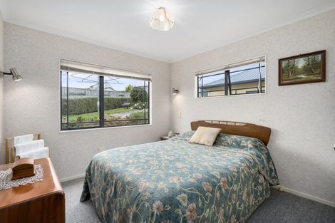 Photo of property in 3 Hillview Place, Feilding, 4702