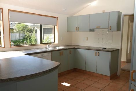 Photo of property in 77 Michael Road, Paraparaumu Beach, Paraparaumu, 5032