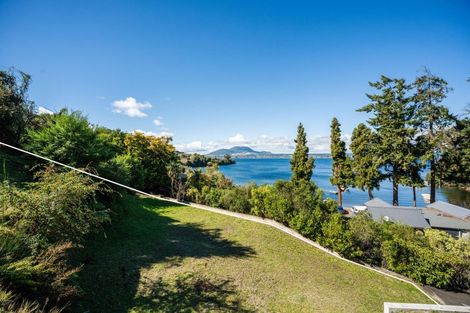 Photo of property in 2/872 Acacia Bay Road, Acacia Bay, Taupo, 3330