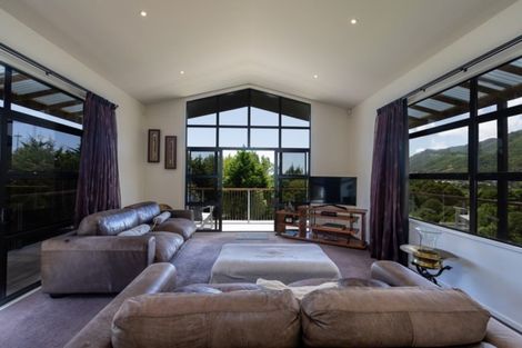 Photo of property in 72 Aston Road, Waikanae, 5391