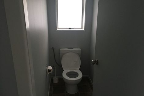 Photo of property in 2 Te Ngaere Place, Merrilands, New Plymouth, 4312