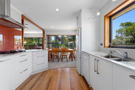 Photo of property in 37 Barry Avenue, Whakatane, 3120