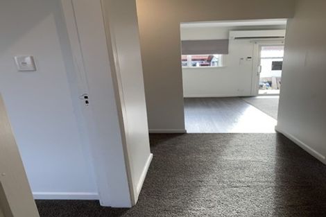 Photo of property in 26 Memorial Avenue, Ilam, Christchurch, 8053