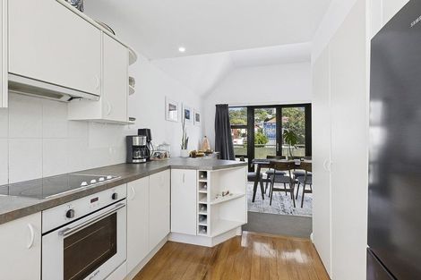 Photo of property in Victoria Town Houses, 1/219 Victoria Street, Te Aro, Wellington, 6011