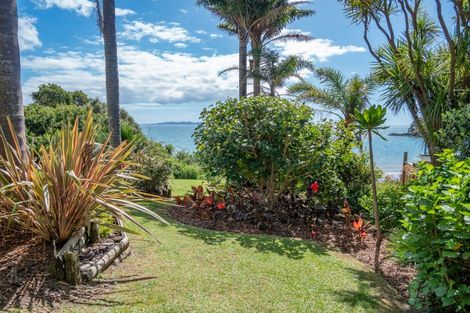 Photo of property in 21 Kupe Road, Coopers Beach, 0420