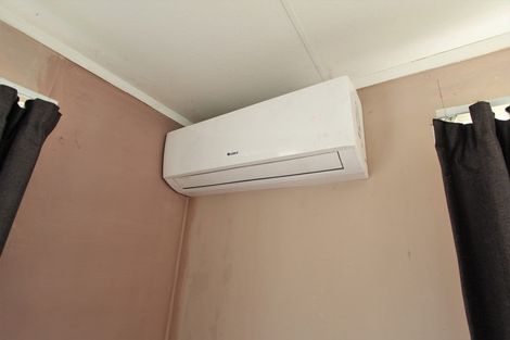 Photo of property in 21 Pohutukawa Drive, Tokoroa, 3420