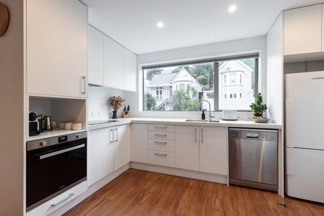 Photo of property in 6/24 Princess Terrace, Newtown, Wellington, 6021