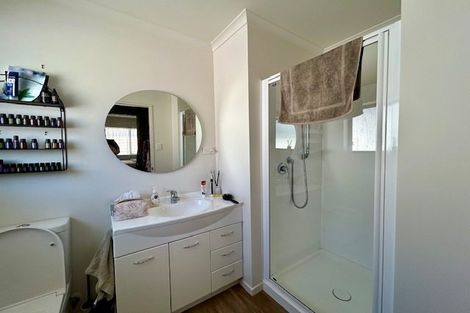 Photo of property in 33 Queen Street, Westport, 7825