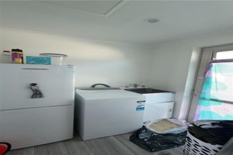 Photo of property in 99 Orchard West Road, Ngatea, 3503