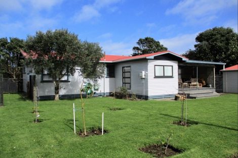 Photo of property in 63 Fox Street, Opunake, 4616