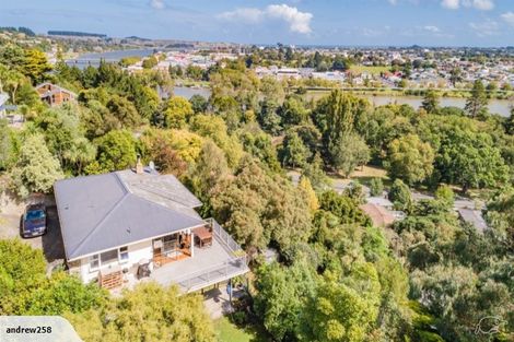 Photo of property in 23 Wairere Road, Bastia Hill, Whanganui, 4500