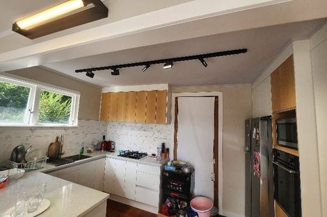 Photo of property in 552 Swanson Road, Ranui, Auckland, 0612