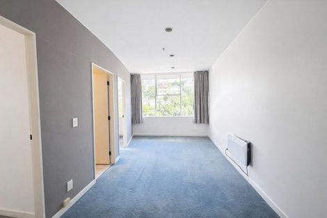 Photo of property in Terrace Tower Apartments, 6d/126 The Terrace, Wellington Central, Wellington, 6011