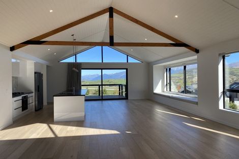 Photo of property in 2 Chimney Lane, Jacks Point, Queenstown, 9371