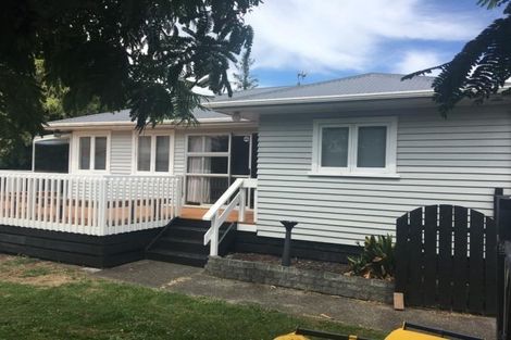 Photo of property in 6 Crompton Road, Massey, Auckland, 0614