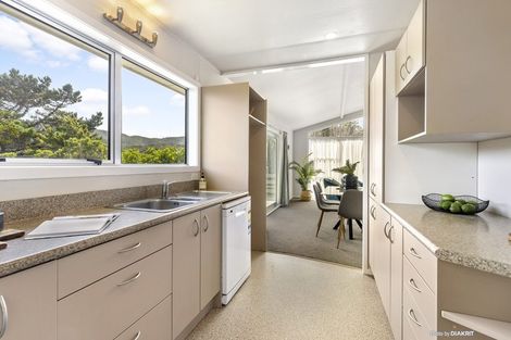 Photo of property in 5 Columbia Way, Kingston, Wellington, 6021