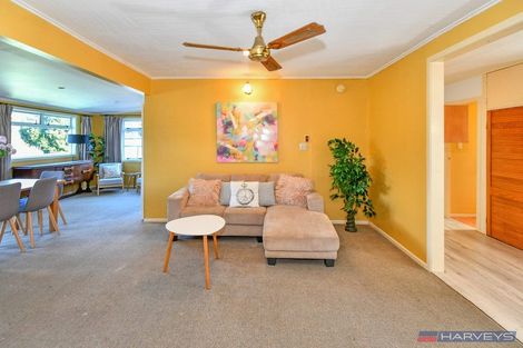 Photo of property in 76 Bays Road, Orere Point, Papakura, 2585