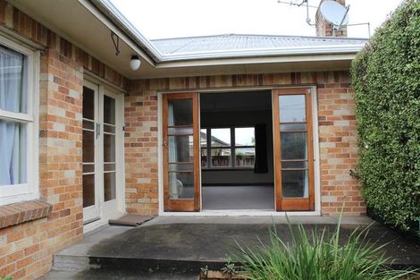 Photo of property in 21 Charles Crescent, Beerescourt, Hamilton, 3200