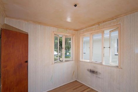 Photo of property in 27 Hill Crescent, Papakura, 2110