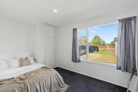 Photo of property in 66 Bickerton Street, Wainoni, Christchurch, 8061