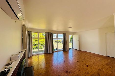Photo of property in 156 Sunset Road, Unsworth Heights, Auckland, 0632