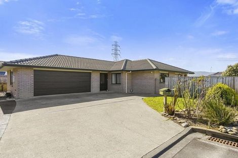 Photo of property in 8 Percy Kinsman Crescent, Riverstone Terraces, Upper Hutt, 5018