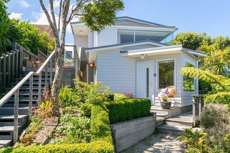 Photo of property in 102a Homebush Road, Khandallah, Wellington, 6035