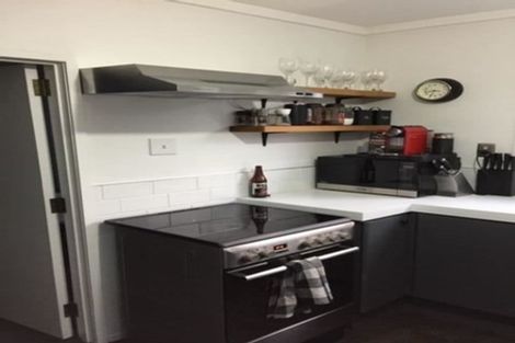 Photo of property in 33 Vagues Road, Northcote, Christchurch, 8052