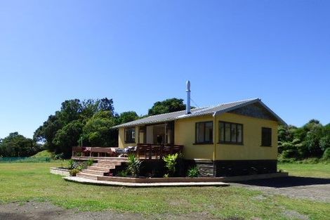Photo of property in Cumming Street, Okato, 4335