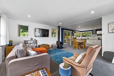 Photo of property in 21 Ambury Place, Merrilands, New Plymouth, 4312