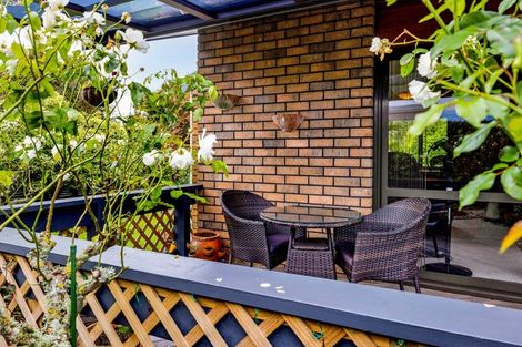 Photo of property in 33 Mccarthy Street, Hawera, 4610