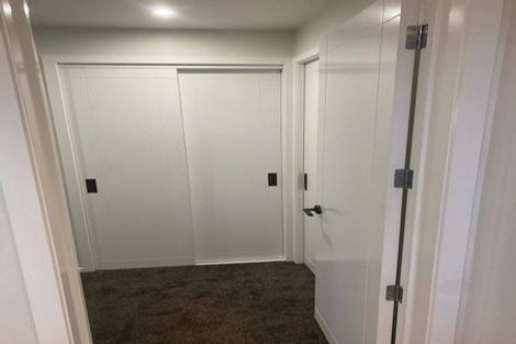 Photo of property in 10 Pari Tai Way, Houghton Bay, Wellington, 6023