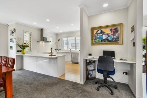 Photo of property in 27 Searle Drive, Patumahoe, Pukekohe, 2679