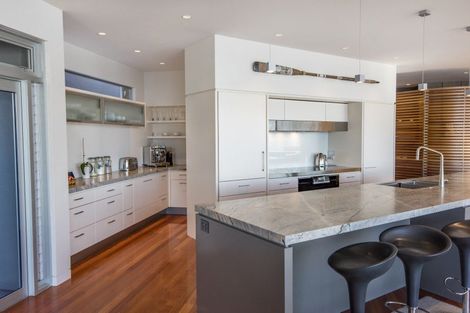 Photo of property in 67 Rothesay Bay Road, Rothesay Bay, Auckland, 0630