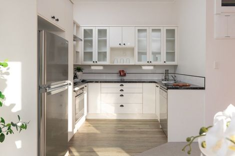 Photo of property in 17 Hornsey Road, Melrose, Wellington, 6023