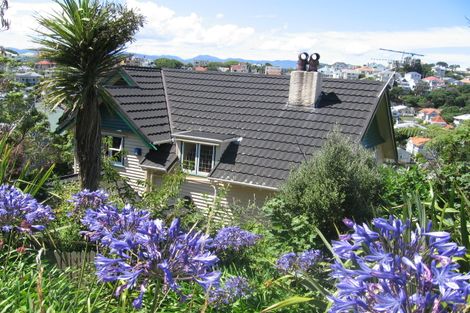 Photo of property in 15 Mariri Road, Kelburn, Wellington, 6012