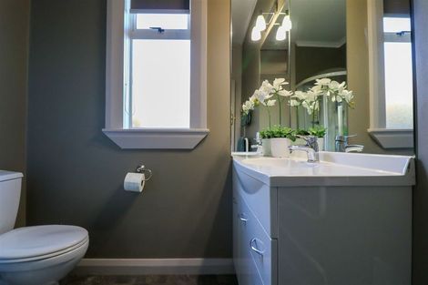 Photo of property in 5 Cameron Street, Seaview, Timaru, 7910