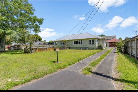 Photo of property in 39 Banbury Crescent, Fairfield, Hamilton, 3214