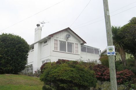 Photo of property in 9 Pembroke Street, Tawa, Wellington, 5028