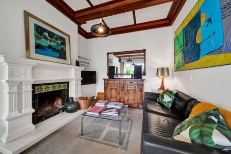 Photo of property in 533 Devon Street West, Blagdon, New Plymouth, 4310